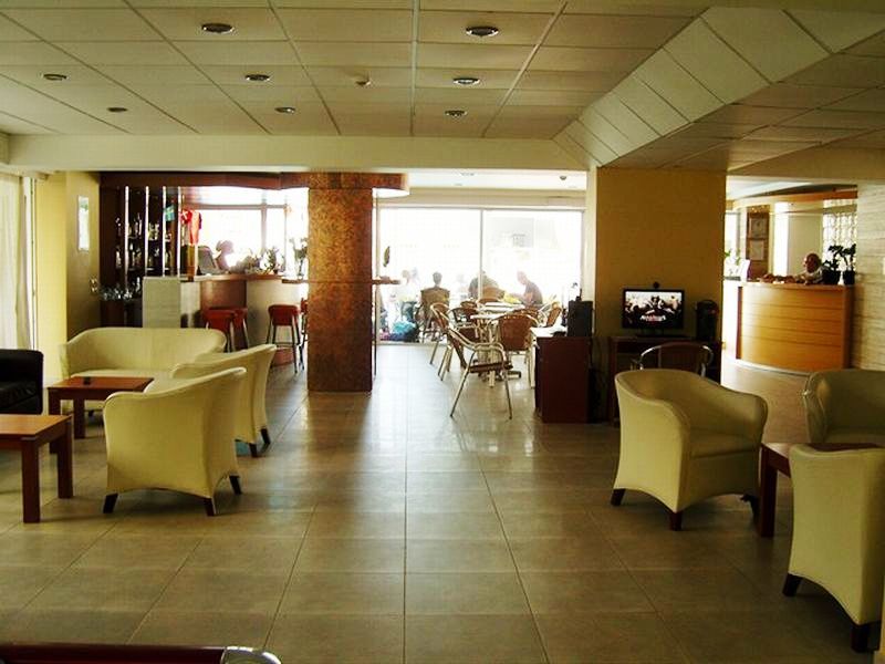 Majestic - Adults Only Hotel 3*